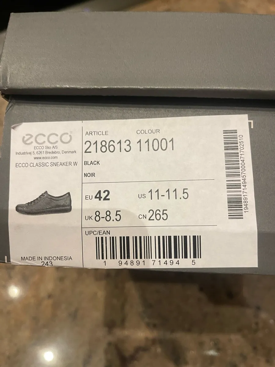 Brand New Unused Ecco Unisex Trainers - Size 8/8.5 - Image 2