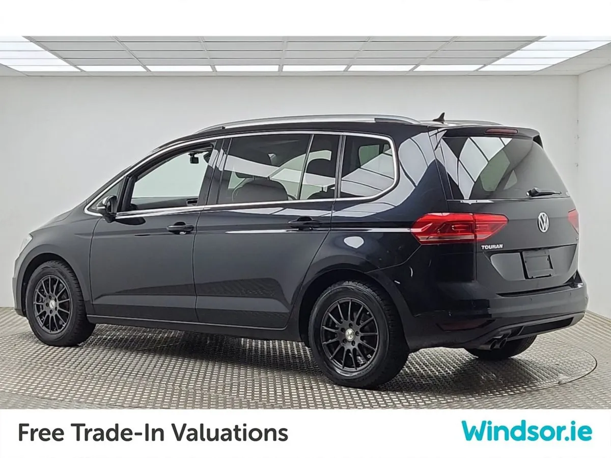 Volkswagen Touran 1.4 Automatic 7 Seater - Image 4