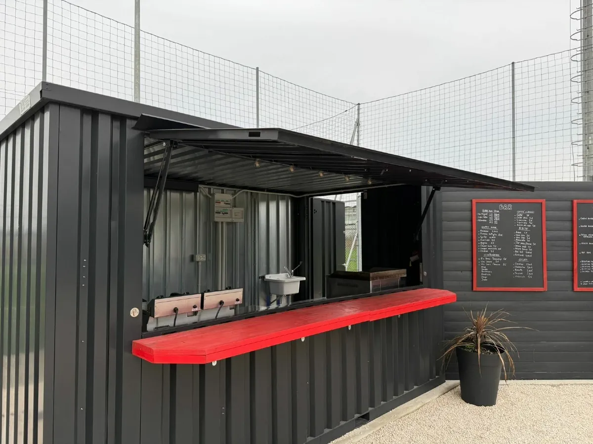 Garden Bar Cabin – Durable and Stylish Design - Image 1