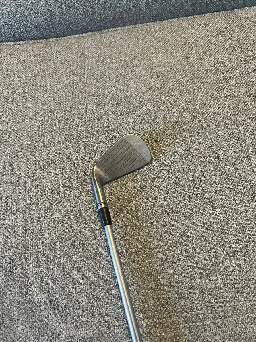 Titleist 755 6 Iron - Image 3