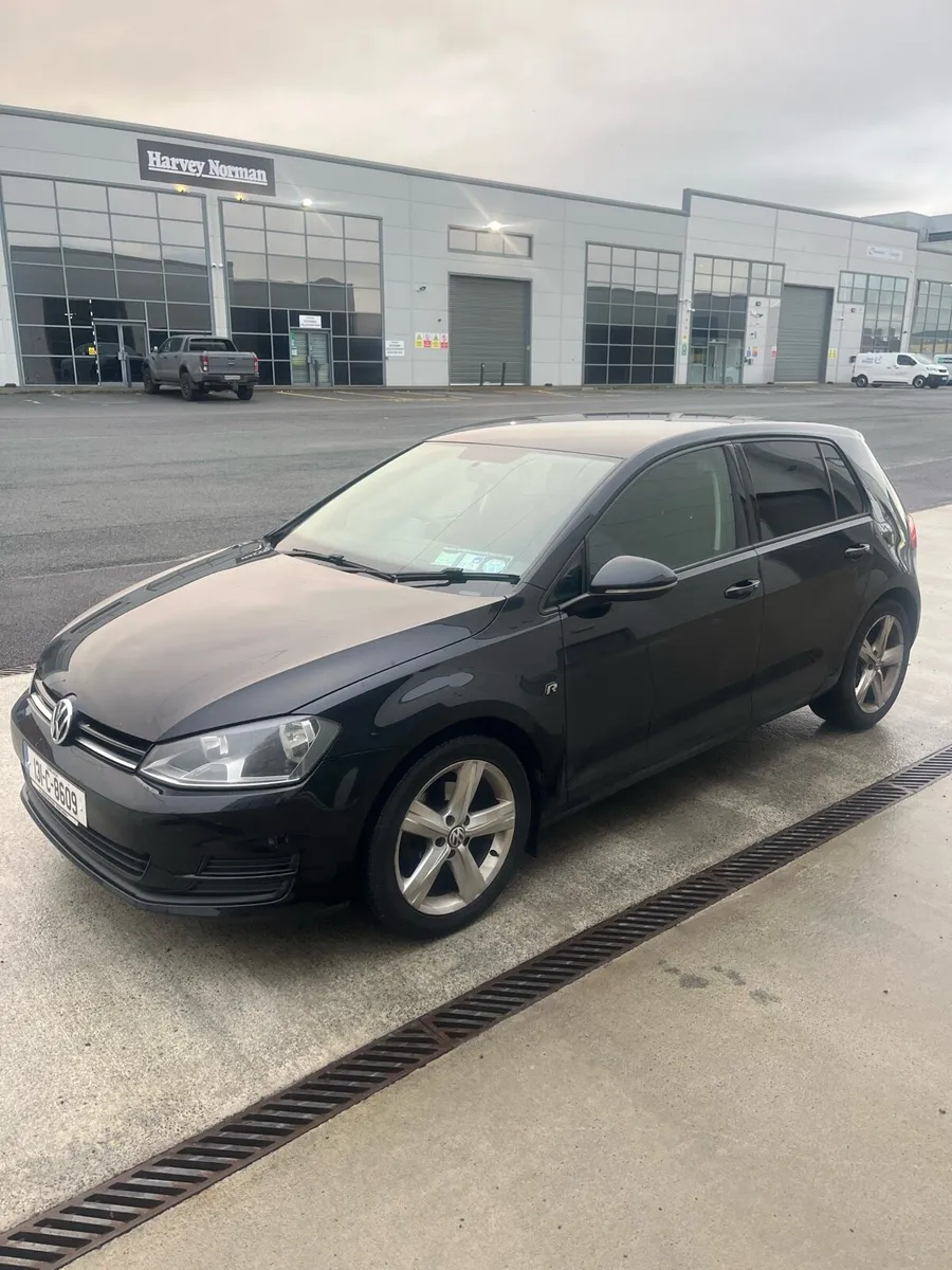 Volkswagen Golf r line - Image 2