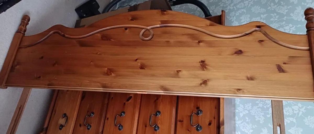 Furniture - Image 3