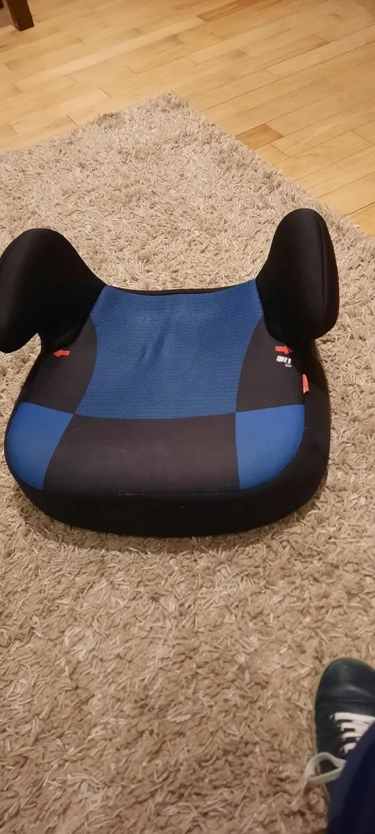 Ultimate speed kids booster seat - Image 1