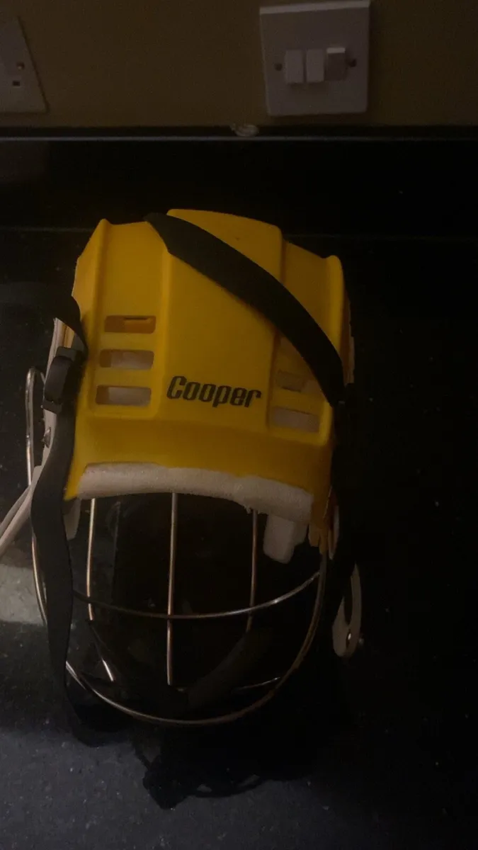 Cooper yellow and white - Image 4