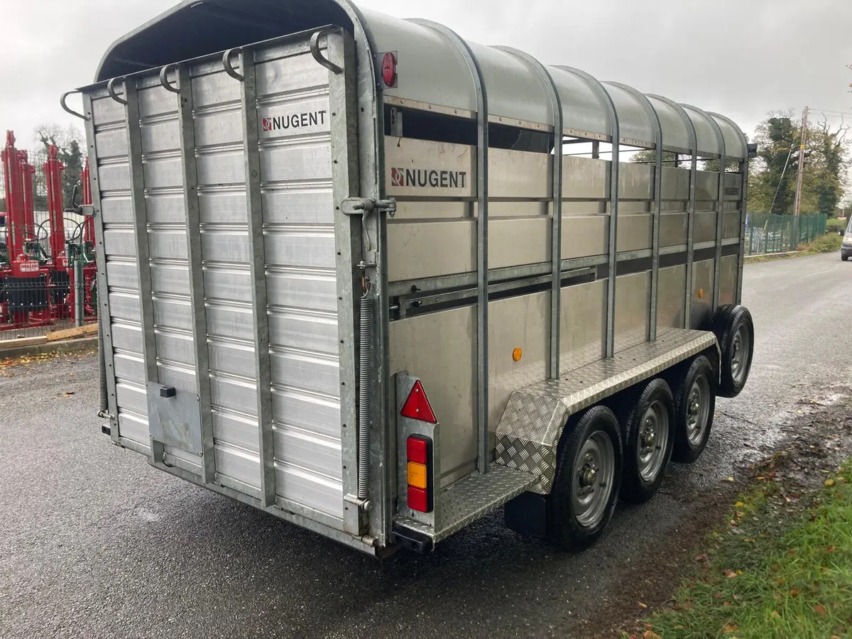 2022 Nugent 14x6 Tri Axle Cattle Trailer - Image 2