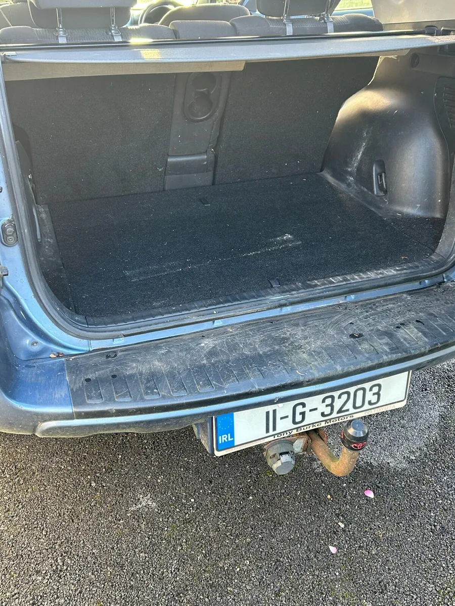 SUV - Image 4