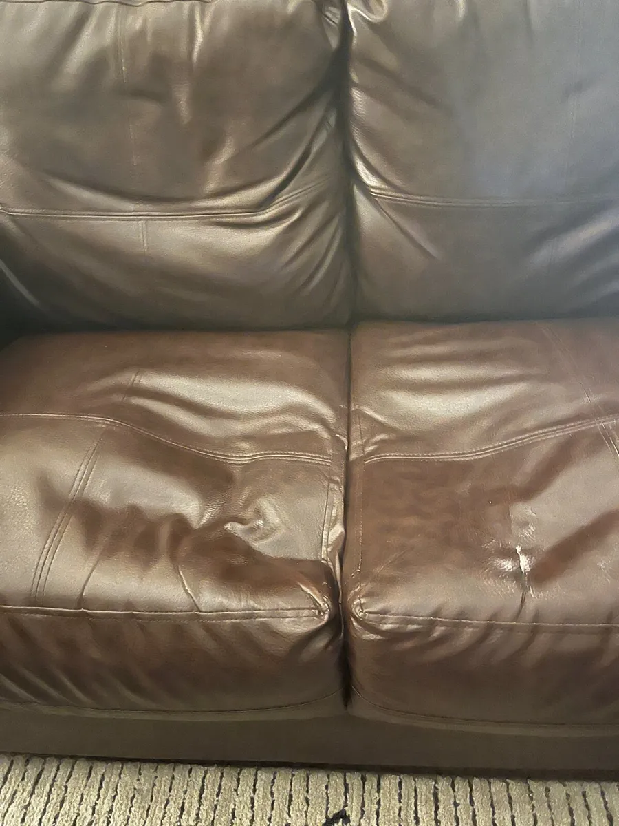 Free Couch - Image 4