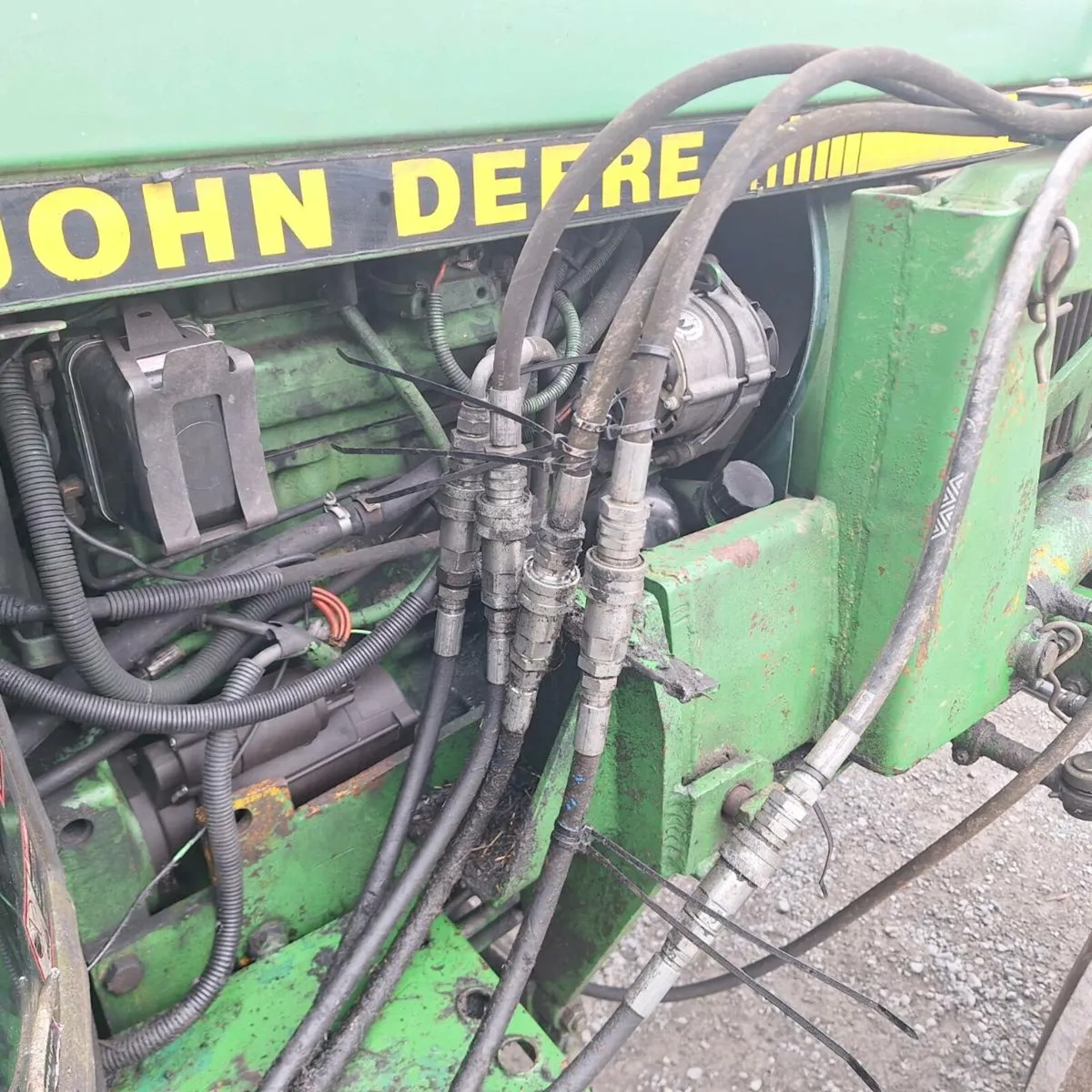 Tractor front loader with grab - Image 3
