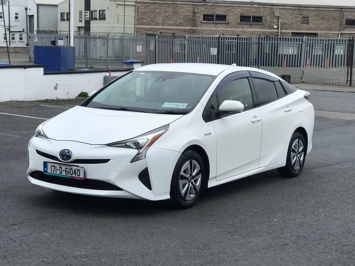 Toyota Prius hybrid Automatic - Image 2