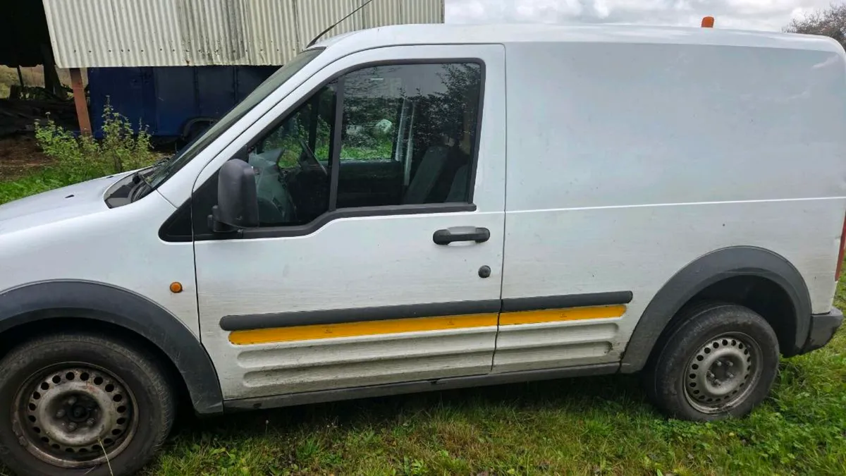 Van - Image 2