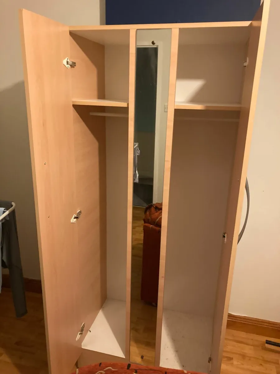 Wardrobe - Image 2