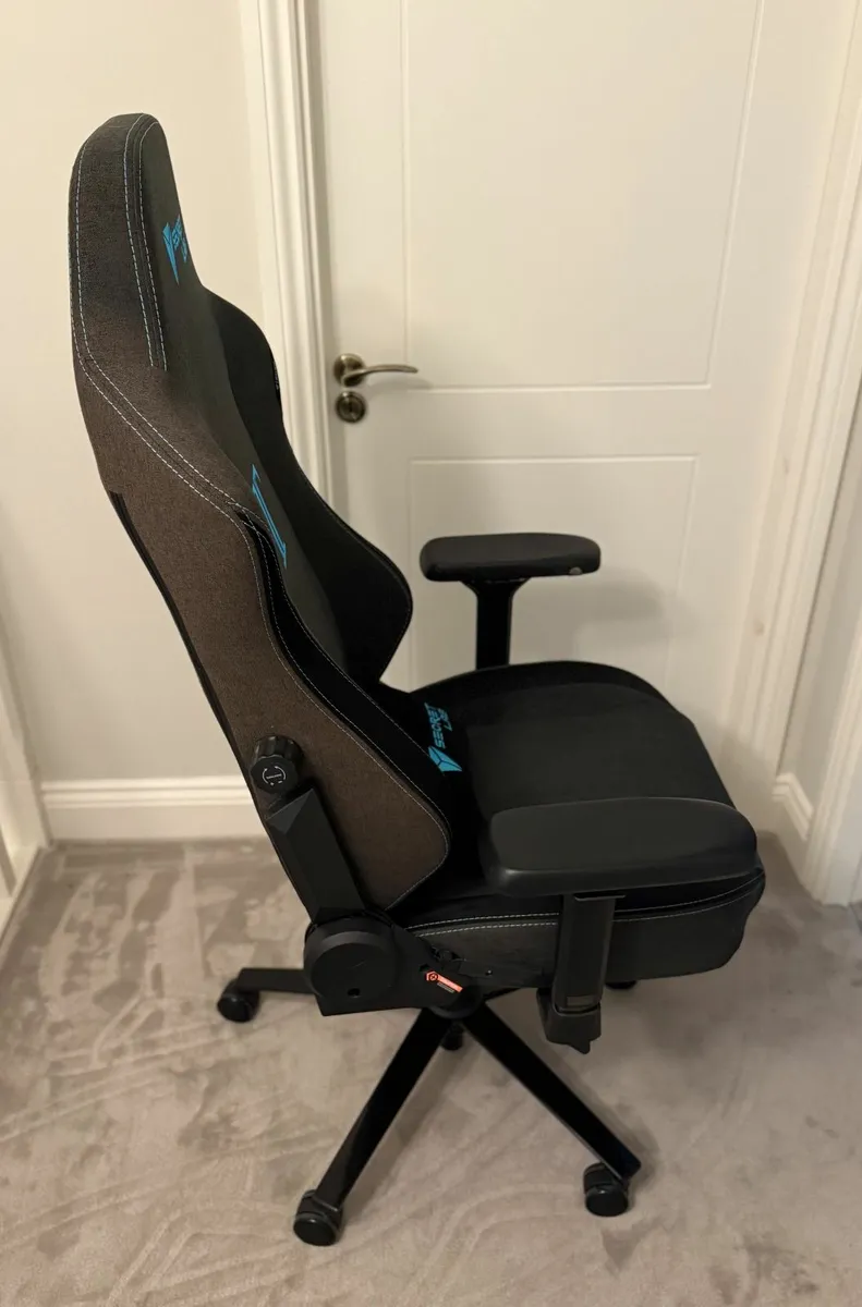 Secretlab TITAN 2020 SoftWeave™ - Charcoal Blue - Image 4