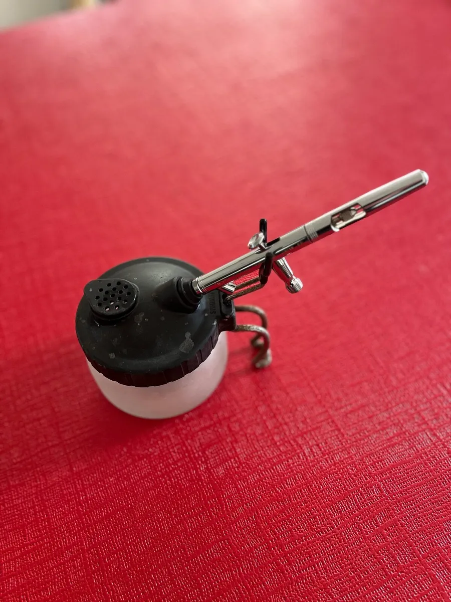 Iwata Eclipse Airbrush - Image 2