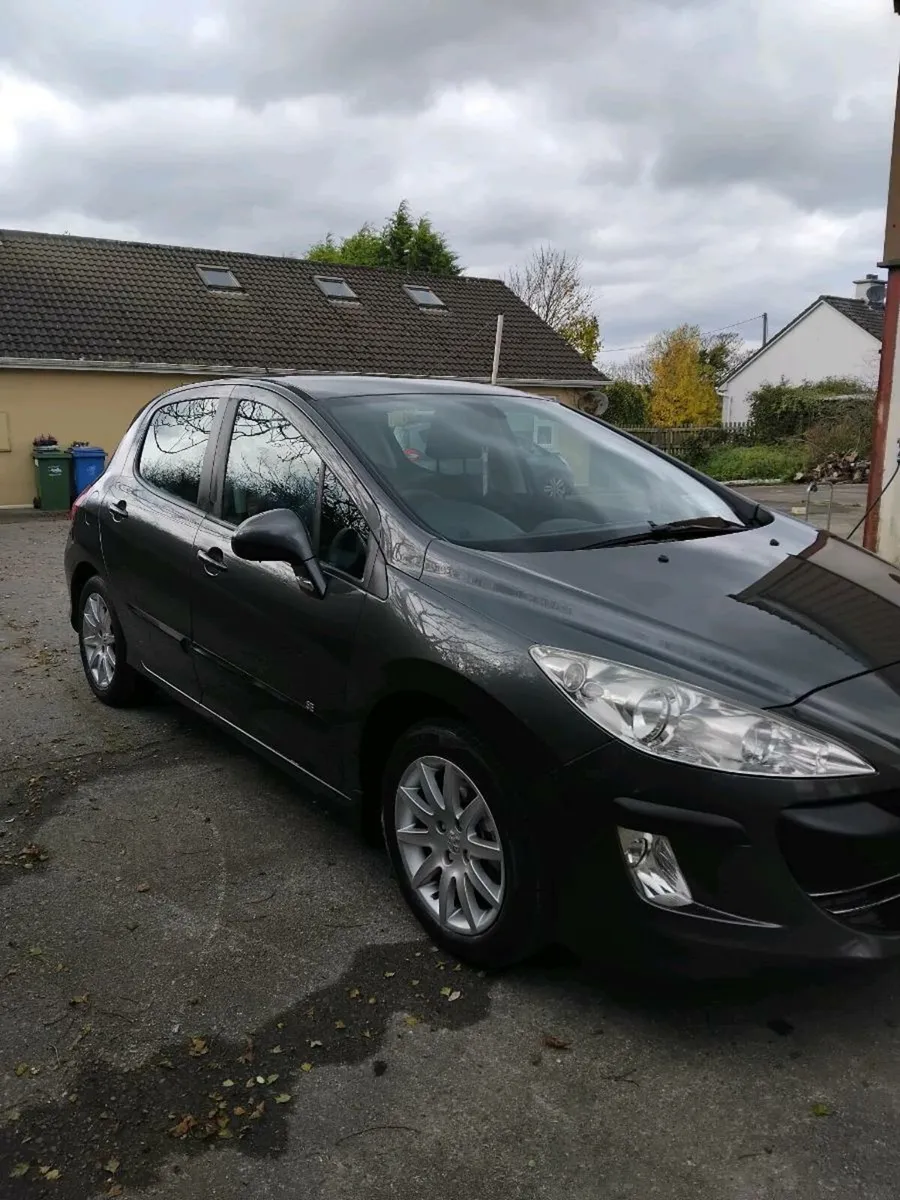 Peugeot 308 - Image 4