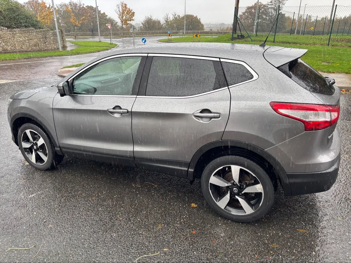 Nissan Qashqai 2015 NCT 10/27 - Image 3