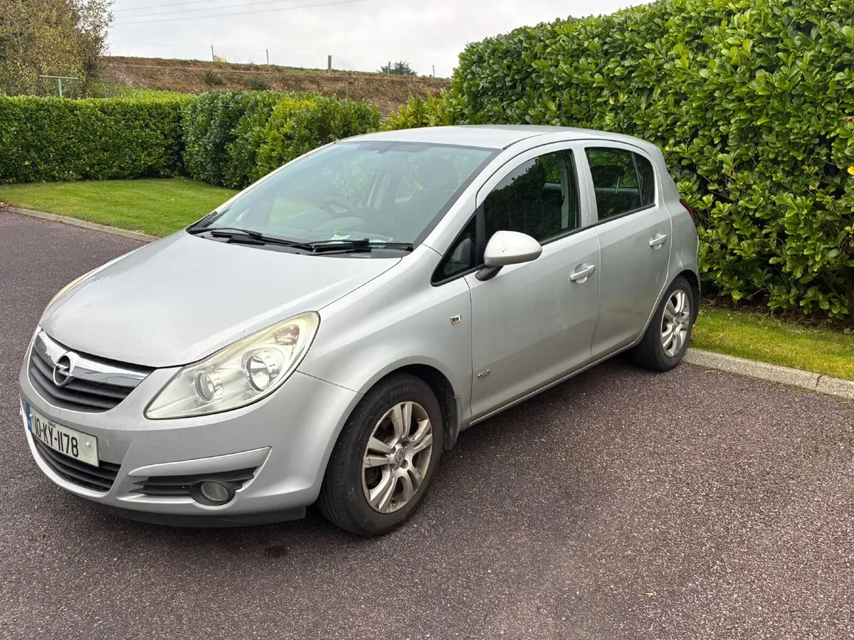 Opel Corsa 2010 - Image 1