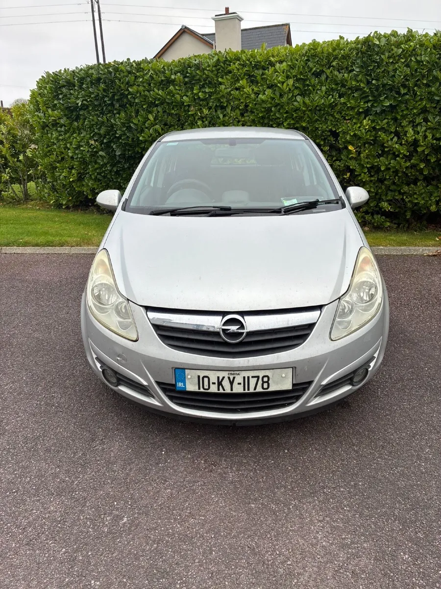 Opel Corsa 2010 - Image 2