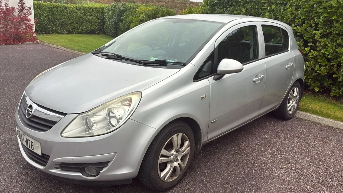 Opel Corsa 2010 - Image 3