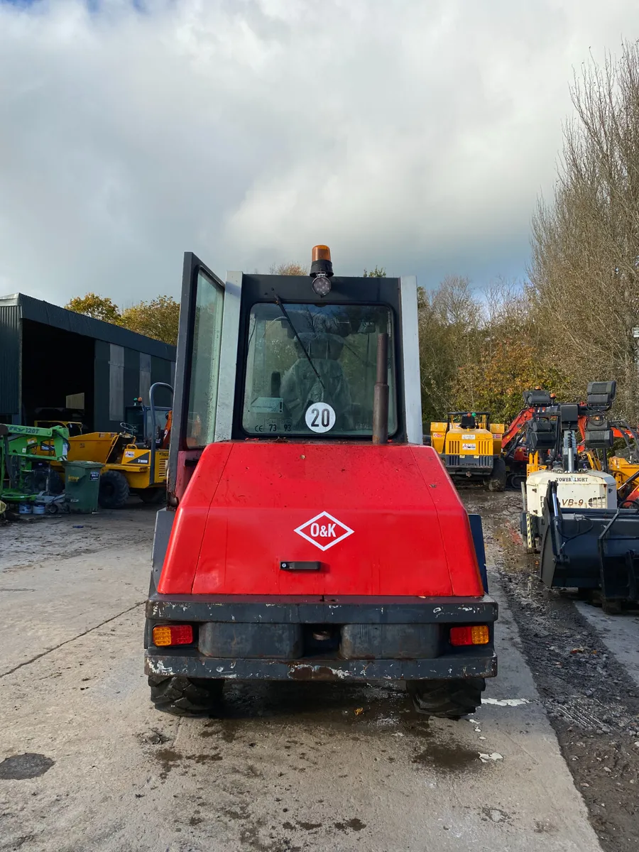 O & K L6.5 Loader - Image 2