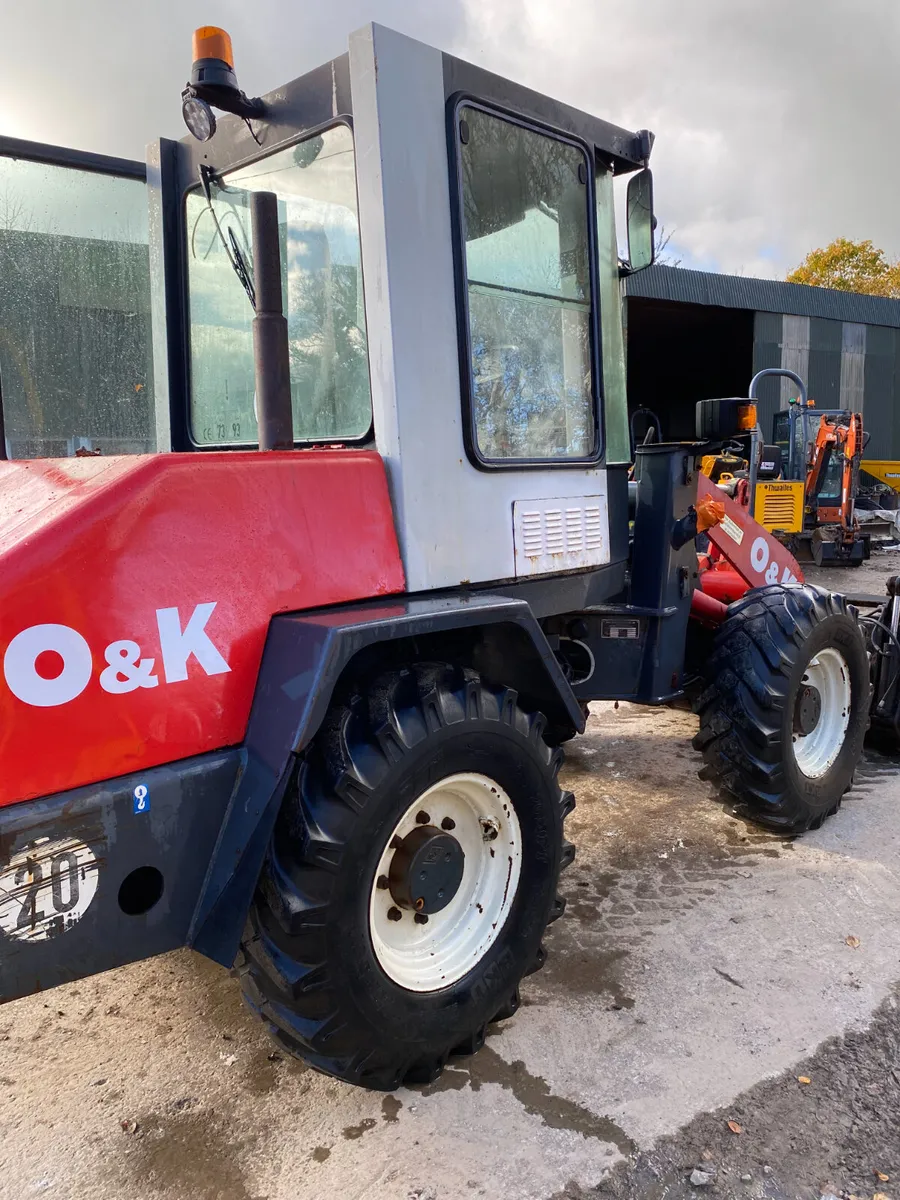 O & K L6.5 Loader - Image 3