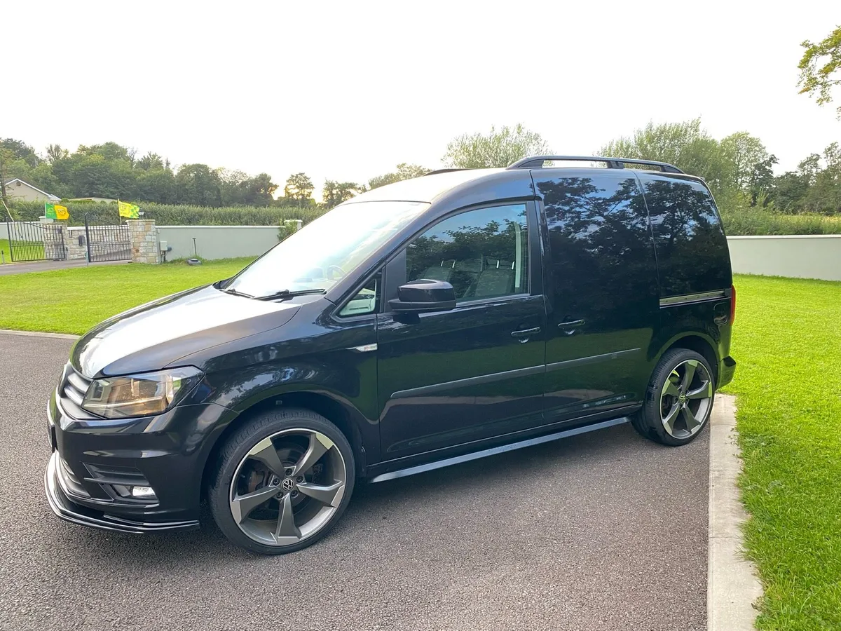 2020 Volkswagen Caddy Highline - Image 3