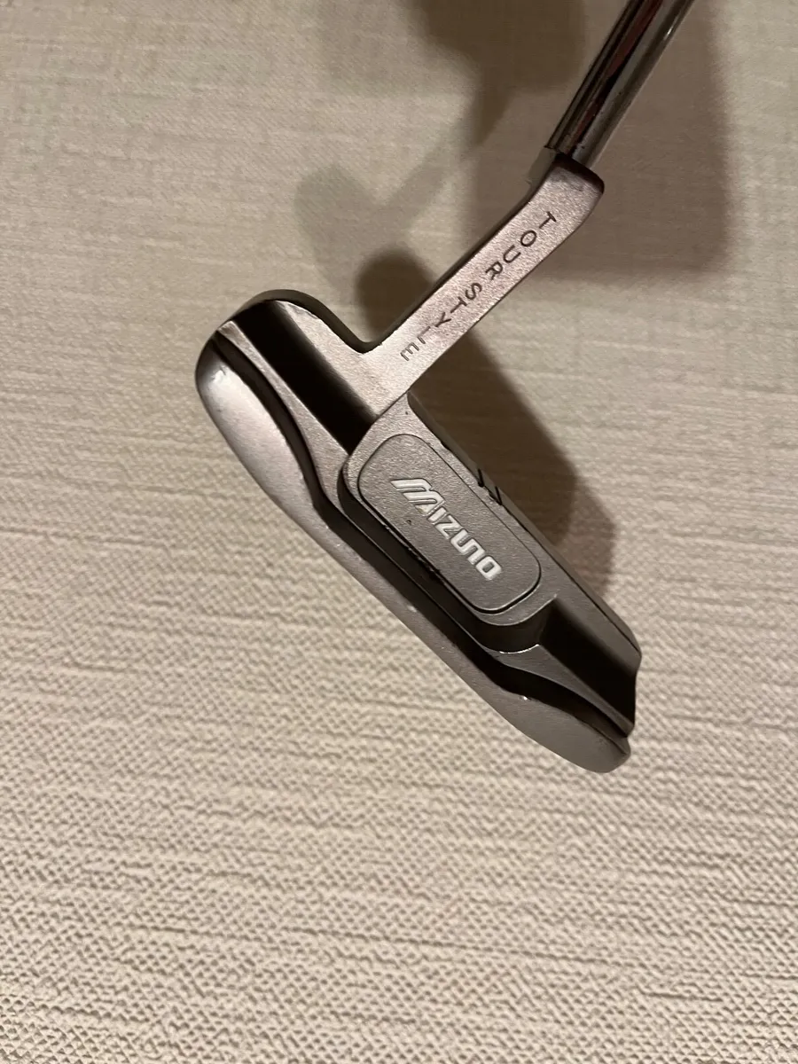 Mizuno Putter - Image 1