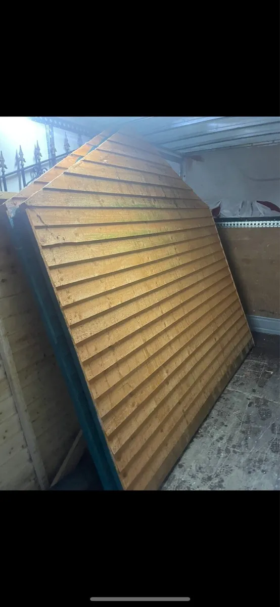 Nice wooden garden shed - Image 4
