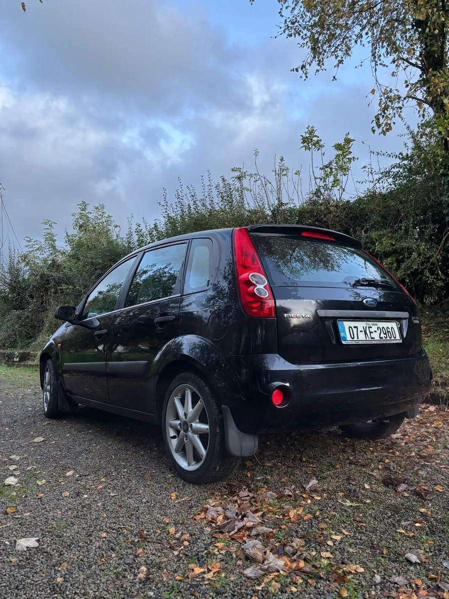 Ford Fiesta - Image 3