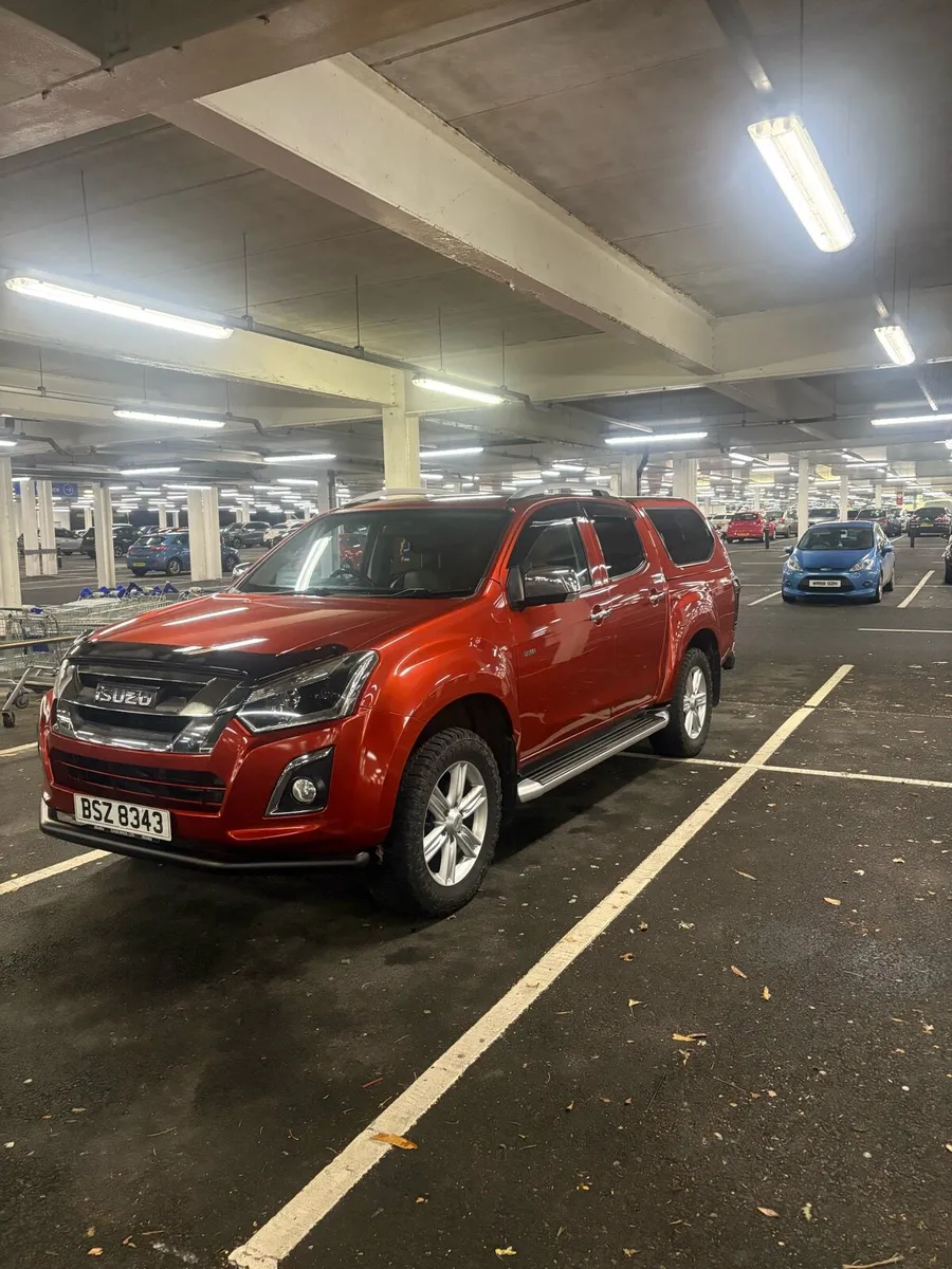 ISUZU DMAX - Image 1