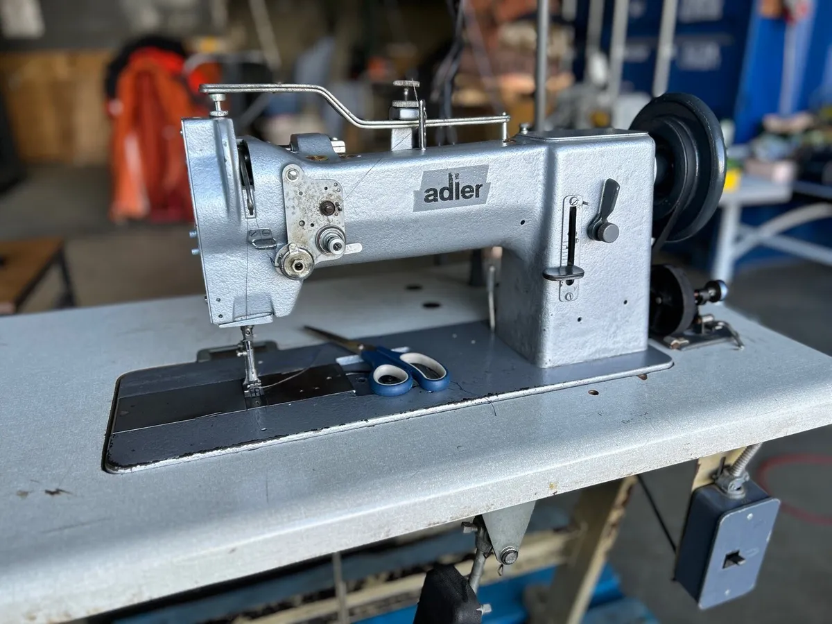 Adler 167 walking foot leather sewing machine - Image 1