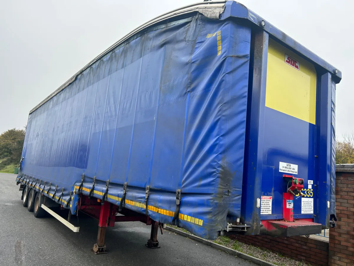 2016 45ft step frame Curtainsider 4.36 high - Image 3