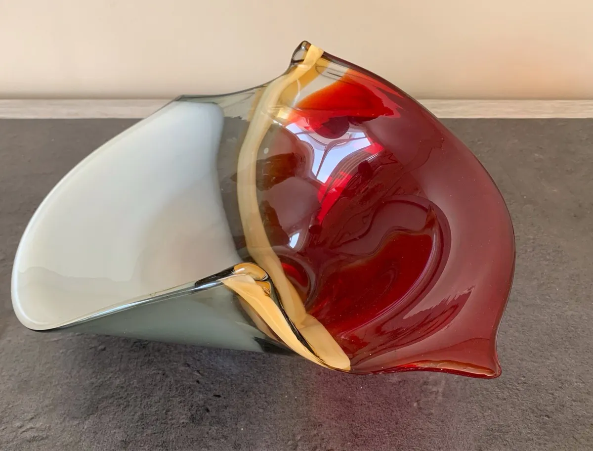 Lovely Red bowl - Image 1