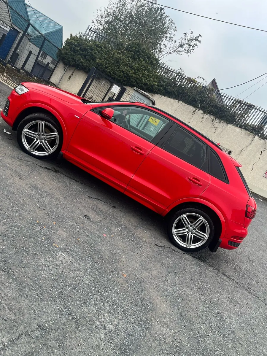 Audi Q3 - Image 3