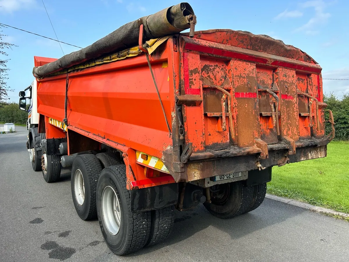 Steel body & Ram off 8x4 Scania - Image 1