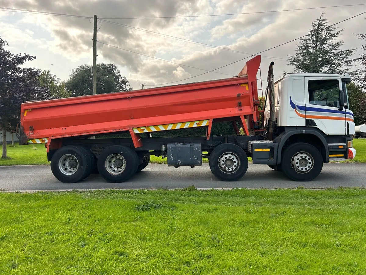Steel body & Ram off 8x4 Scania - Image 3