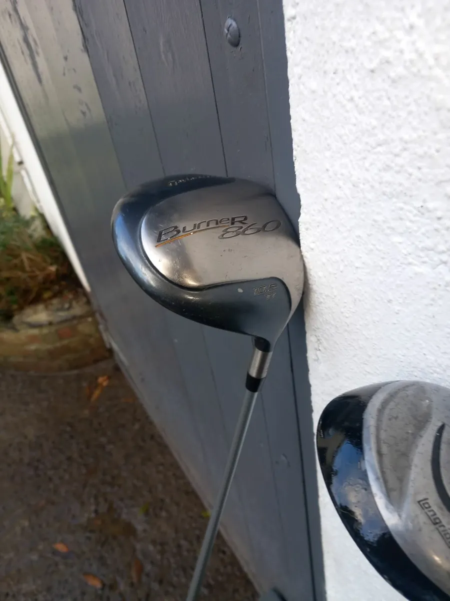 Golf club - Image 1