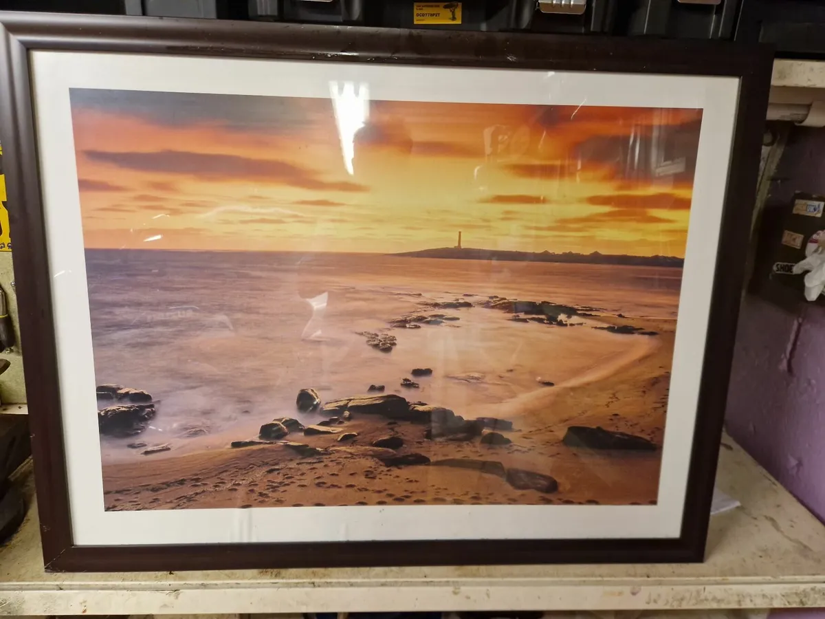 Picture frame - Image 1