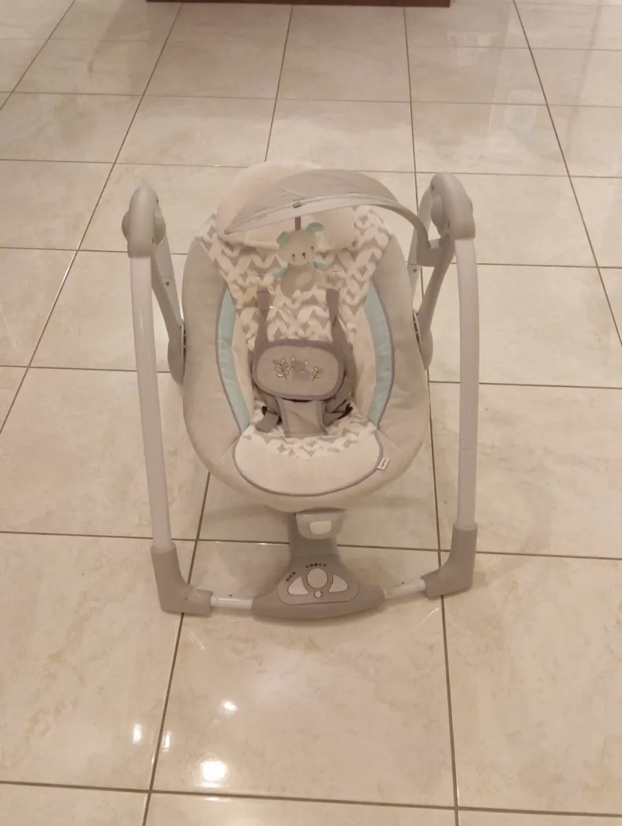 Baby swing - Image 2