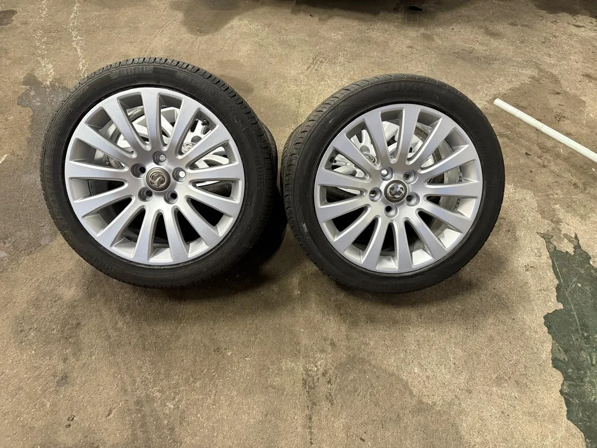 Opel Insignia Alloy Wheels & Tyres 235/45R18 - Image 2