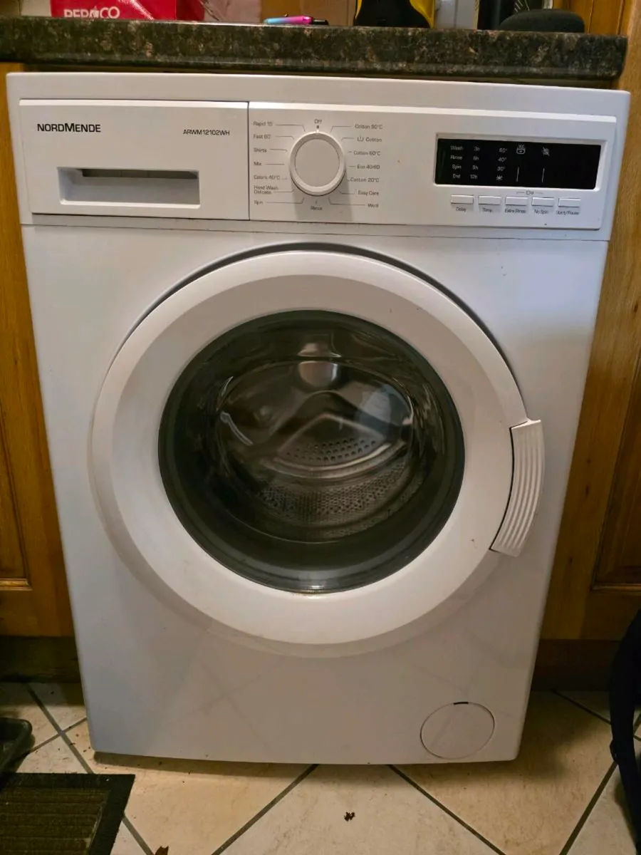 Nordmende 10kg Freestanding Washing Machine White
