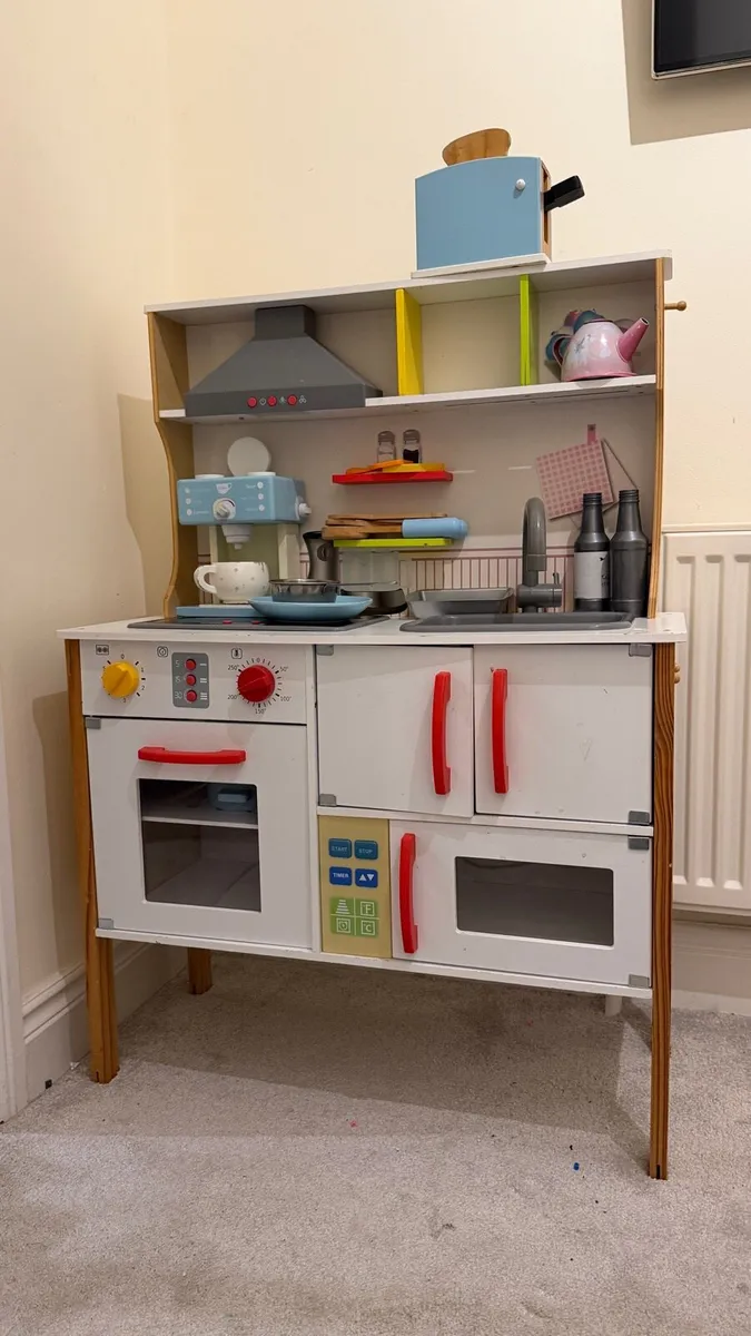 Wooden toy kitchen with accessories - Image 2