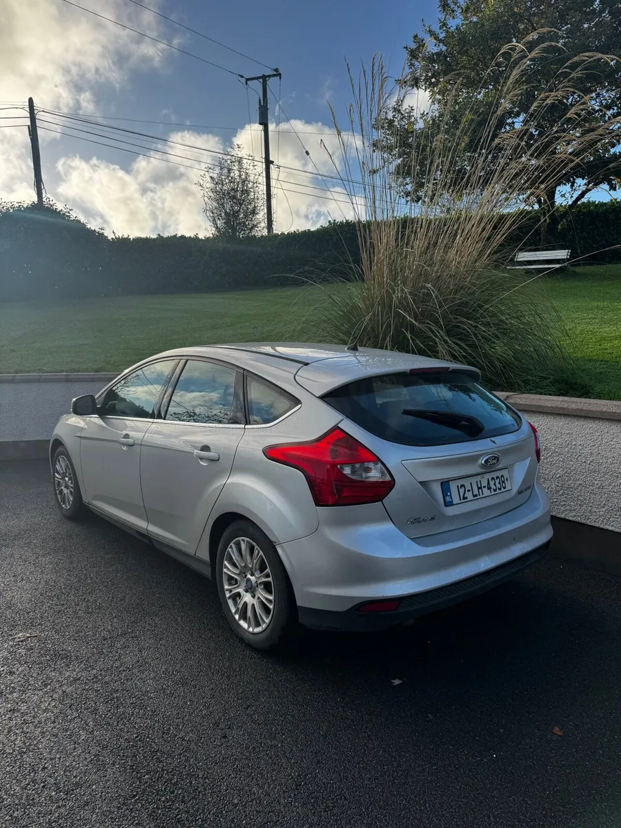 2012 Ford Focus Titanium Tax until 7/26 and NCT - Image 2