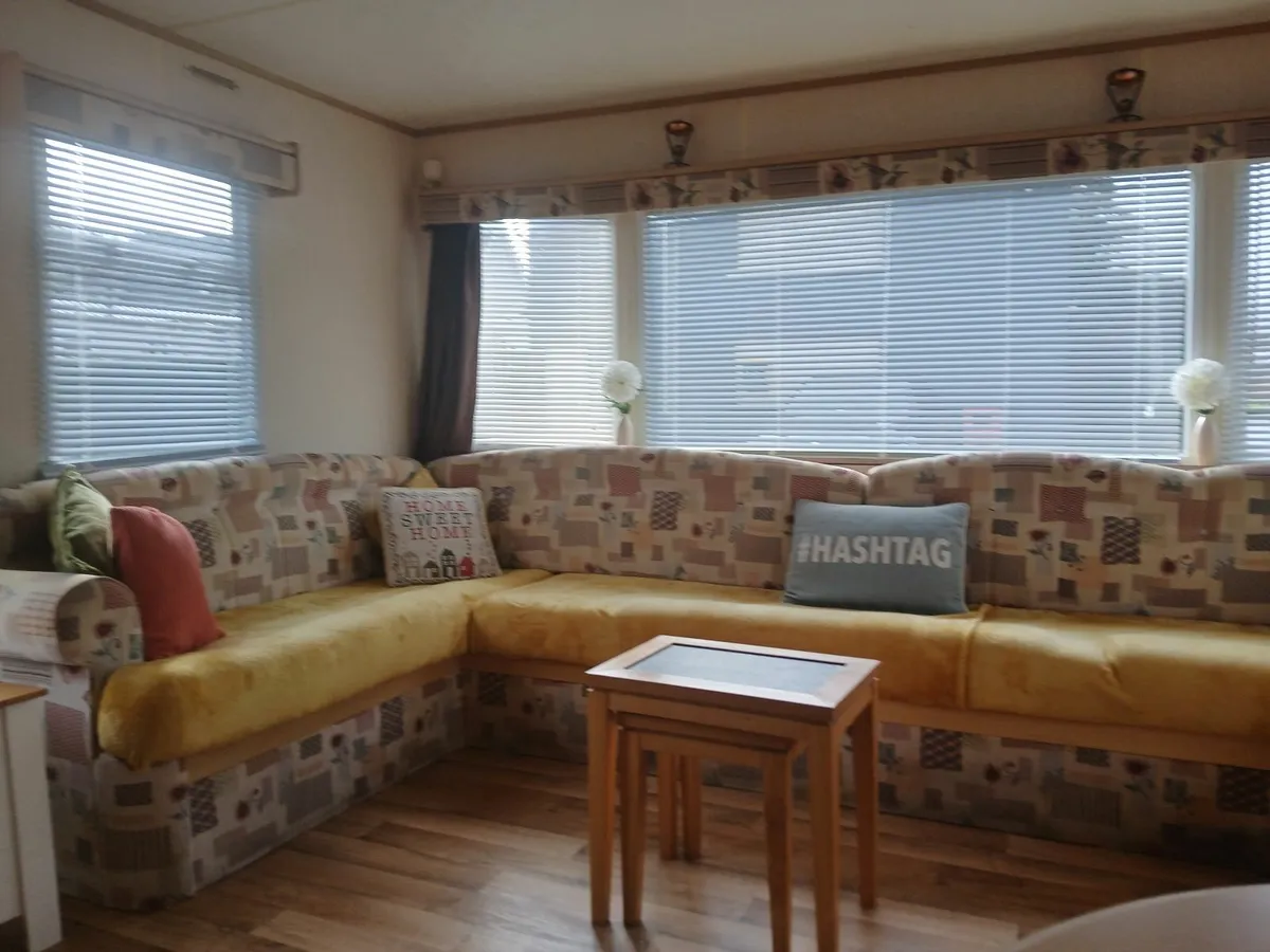 Mobile Home - Image 3