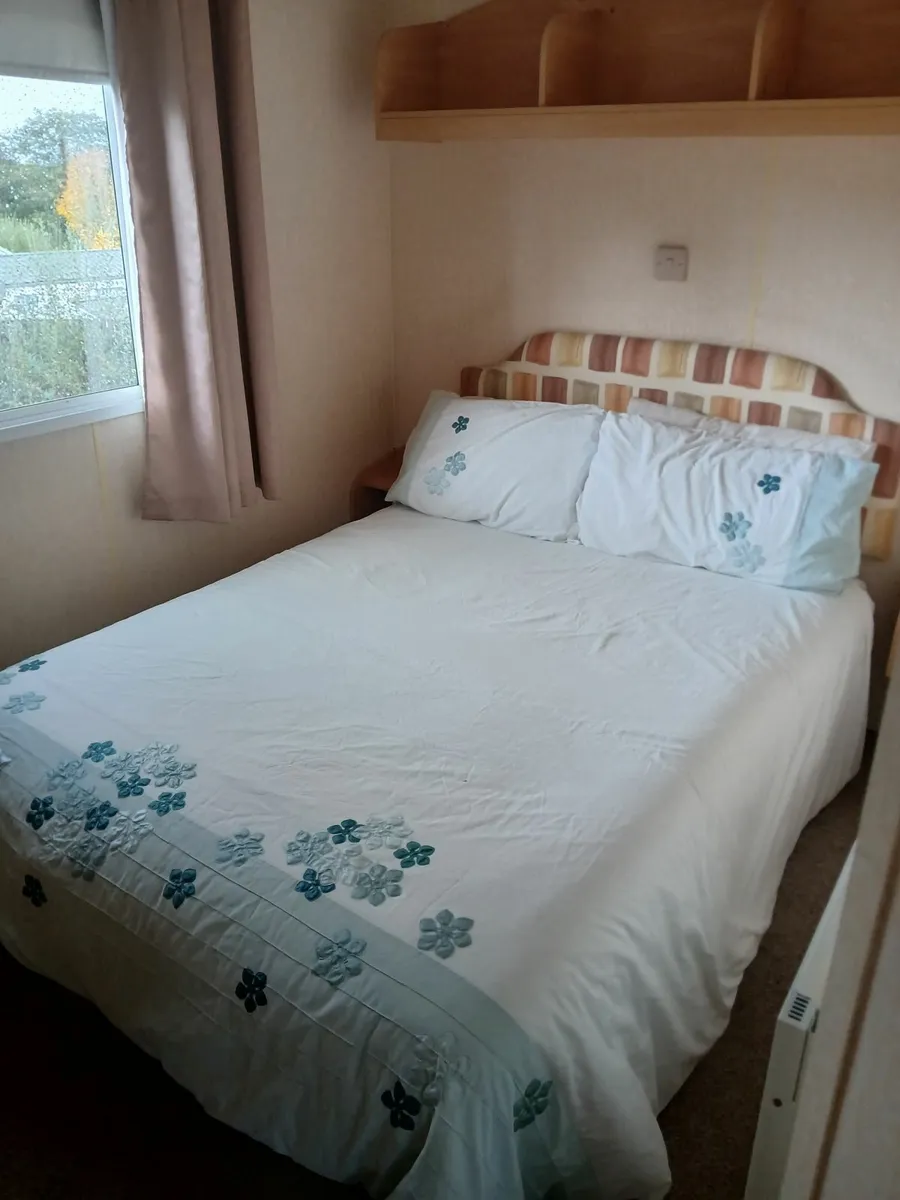 Mobile Home - Image 4