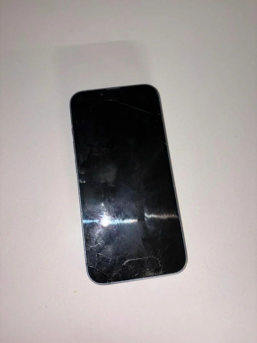 Iphone 14 - Image 3