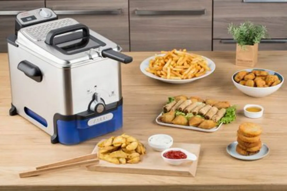 TEFAL Oleoclean Pro Deep Fryer - Image 3