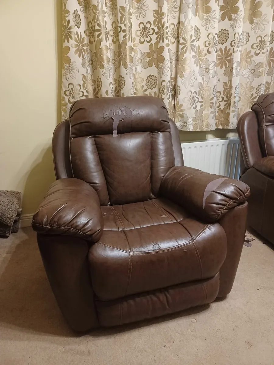 Couch Suite with recliners - Image 1