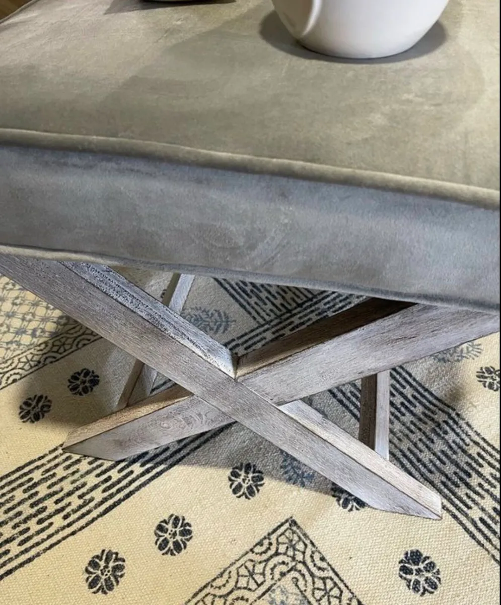 Footstool/Side Table - Image 1