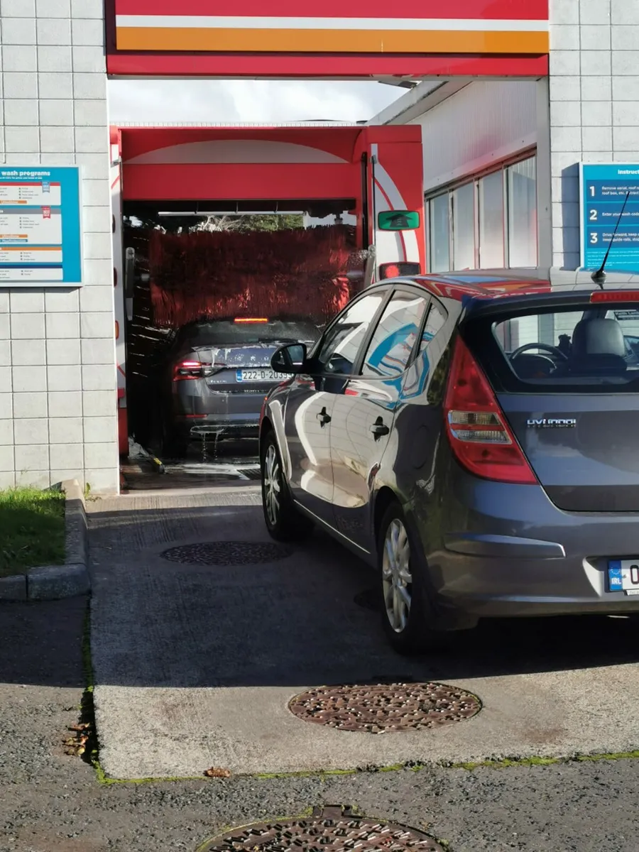 Hyundai i30 deluxe 2008 1.4L - Image 1