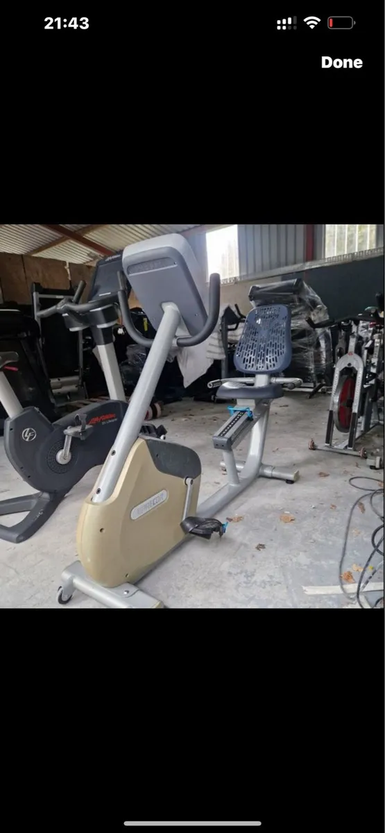 Precor age friendly recumbent bike - Image 1